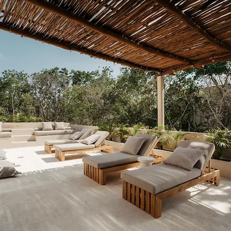 Tulipan Bohemian Villa